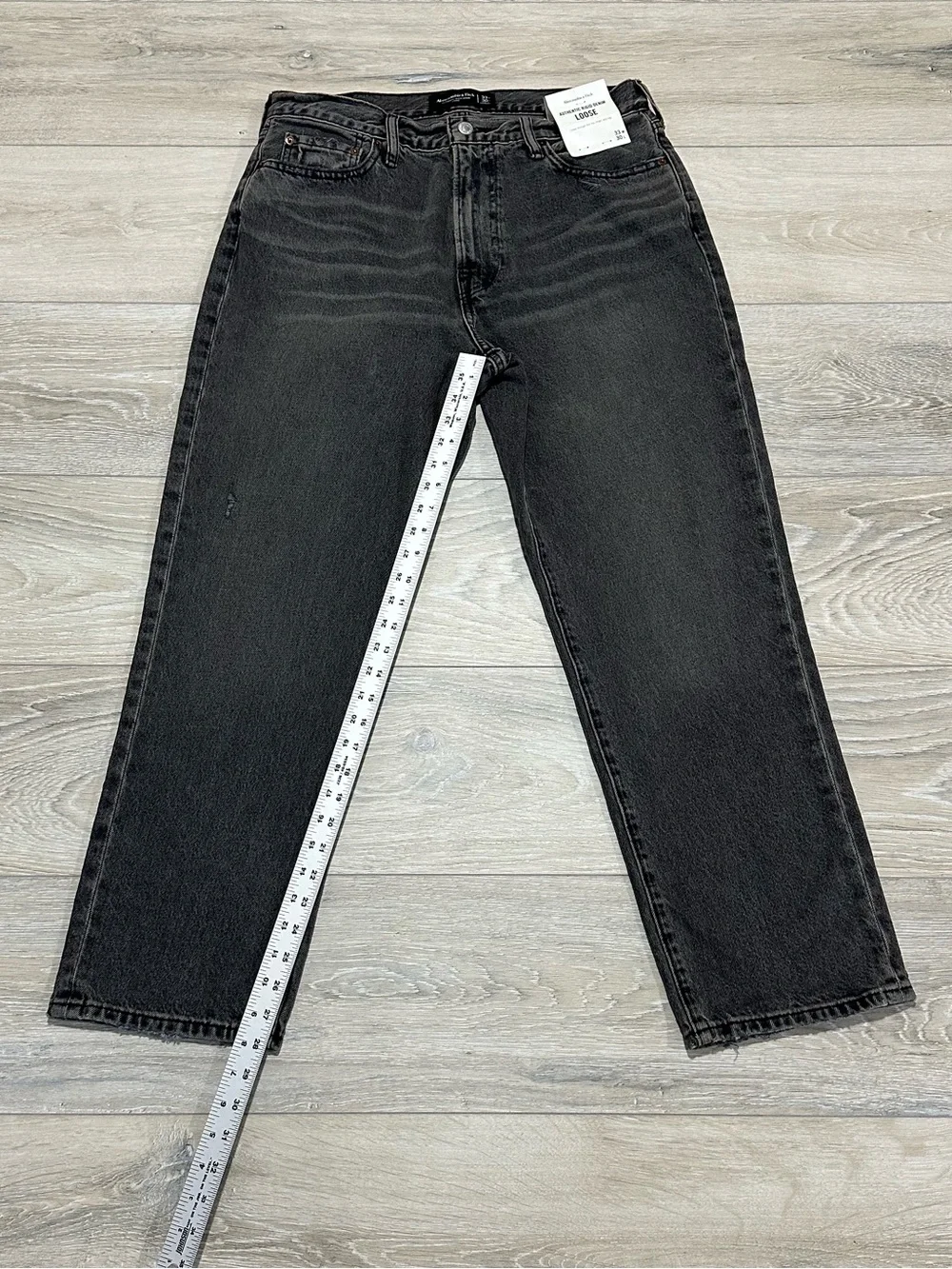 NWT Abercrombie & Fitch Loose Authentic Rigid Denim Washed Black Jeans 33x30